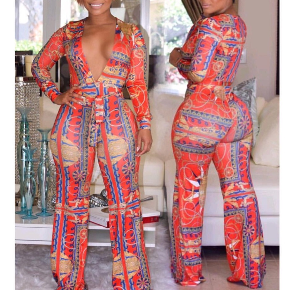 Deep V plunge V belted jumpsuit wide leg sz M